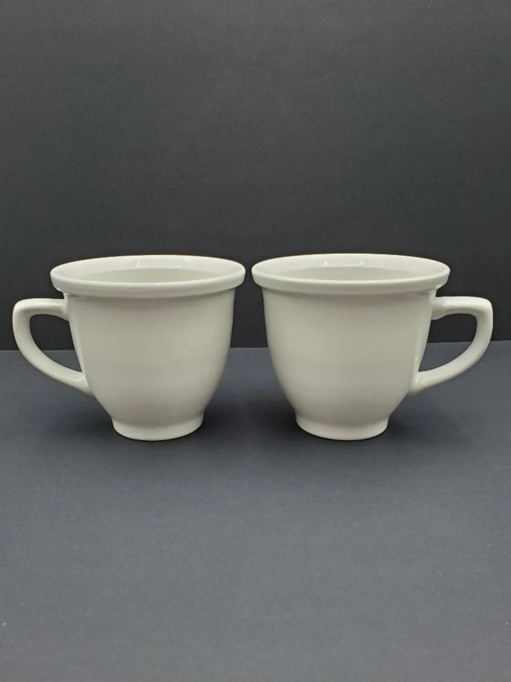 Pottery Barn Large White Rimmed Mugs Oversized White Soup Coffee Mugs